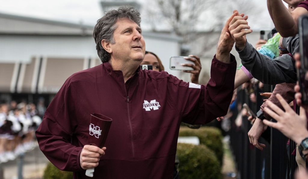 Mike Leach arrival in Starkville, MS