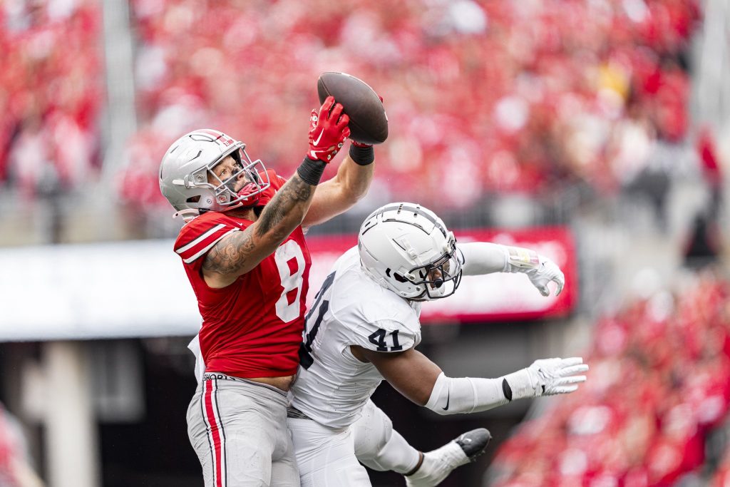 Cade Stover catching a pass against Penn State | Image Credit: The Ohio State University of Athletics