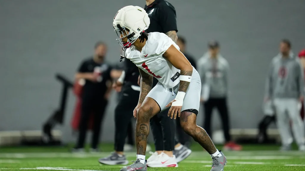 Ohio State Buckeyes cornerback Earl Little Jr. (1) lines up during the first day of spring workouts for the 2026 football season at Woody Hayes Athletic Complex in Columbus on March 10, 2026. | Adam Cairns/Columbus Dispatch / USA TODAY NETWORK via Imagn Images