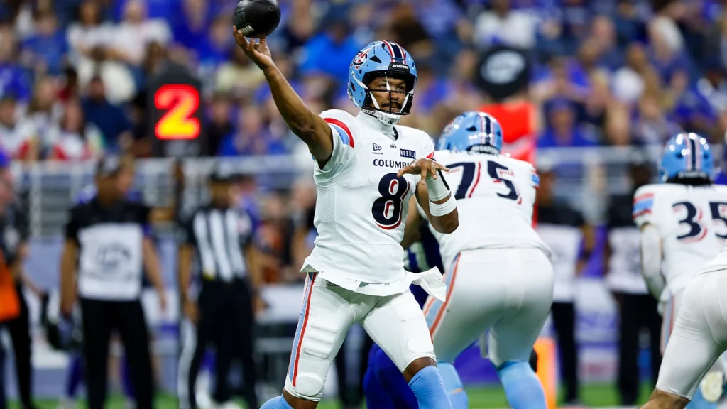 Jalen McLendon drops back for throw