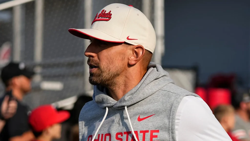 Ohio State Buckeyes LB coach James Laurinaitis spoke glowingly of an OSU product who's about to cash out in the NFL draft | Adam Cairns/Columbus Dispatch / USA TODAY NETWORK via Imagn Images