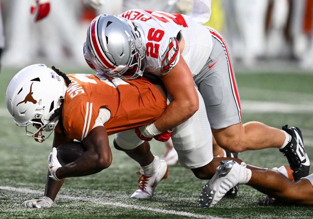 Ohio State linebacker Payton Pierce against Texas | Image Credit: Justin Cohen Photography/The Silver Bulletin