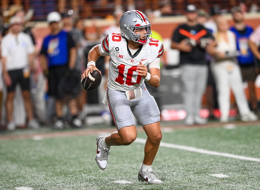 Ohio State quarterback Julian Sayin against Texas | Image Credit: Justin Cohen Photography/The Silver Bulletin